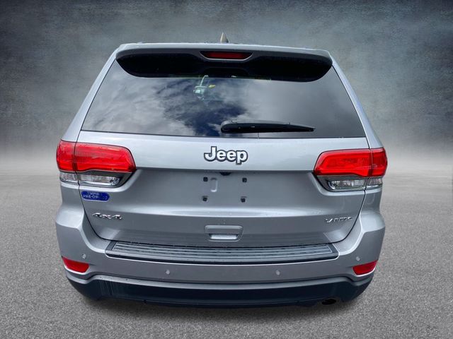 2019 Jeep Grand Cherokee Laredo photo 4