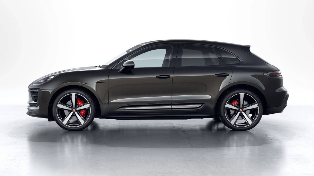 2026 Porsche Macan S photo 2