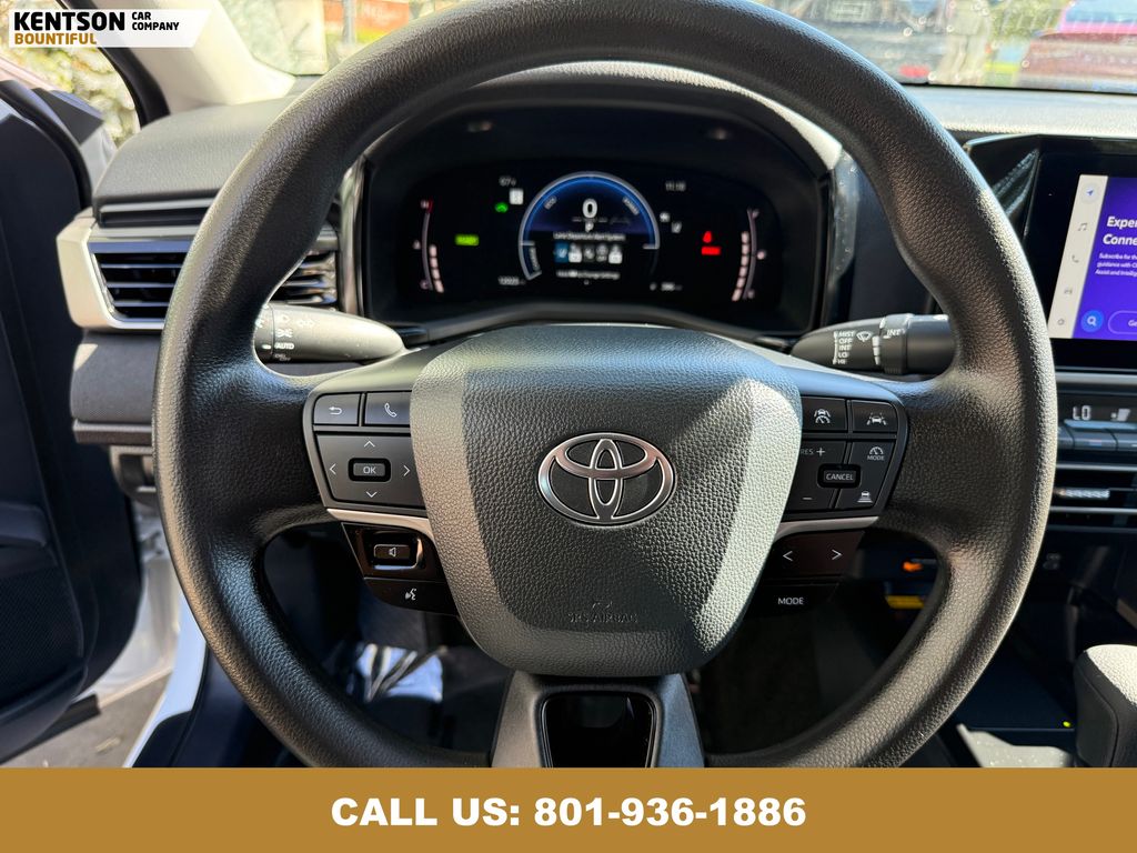 2025 Toyota Camry LE photo 16