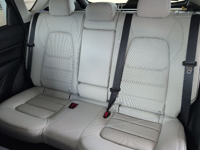 2025 Mazda CX-5 2.5 S Preferred photo 14