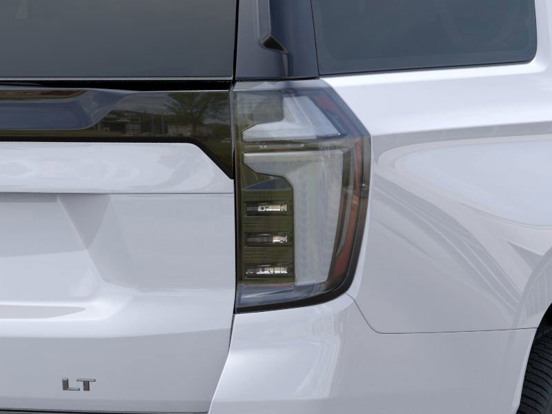 2025 Chevrolet Suburban LT photo 10
