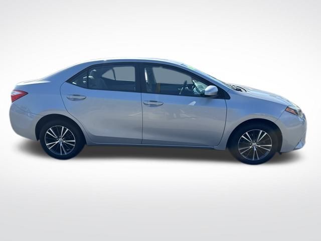 2016 Toyota Corolla L photo 3