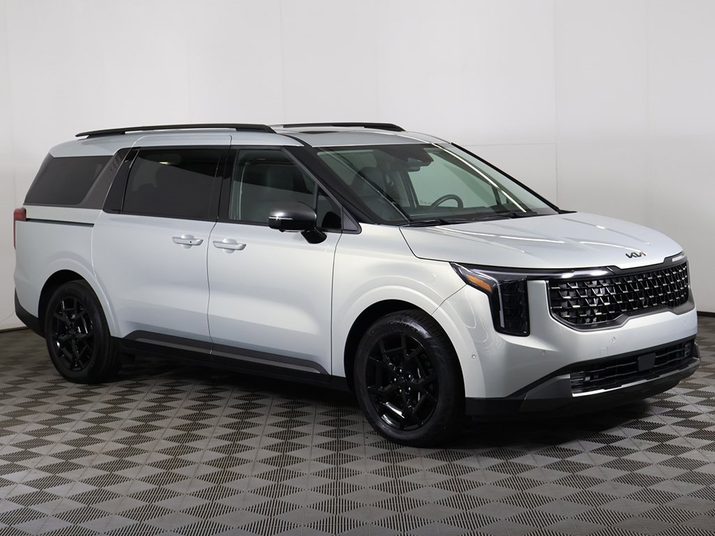 2025 Kia Carnival SX Prestige photo 2