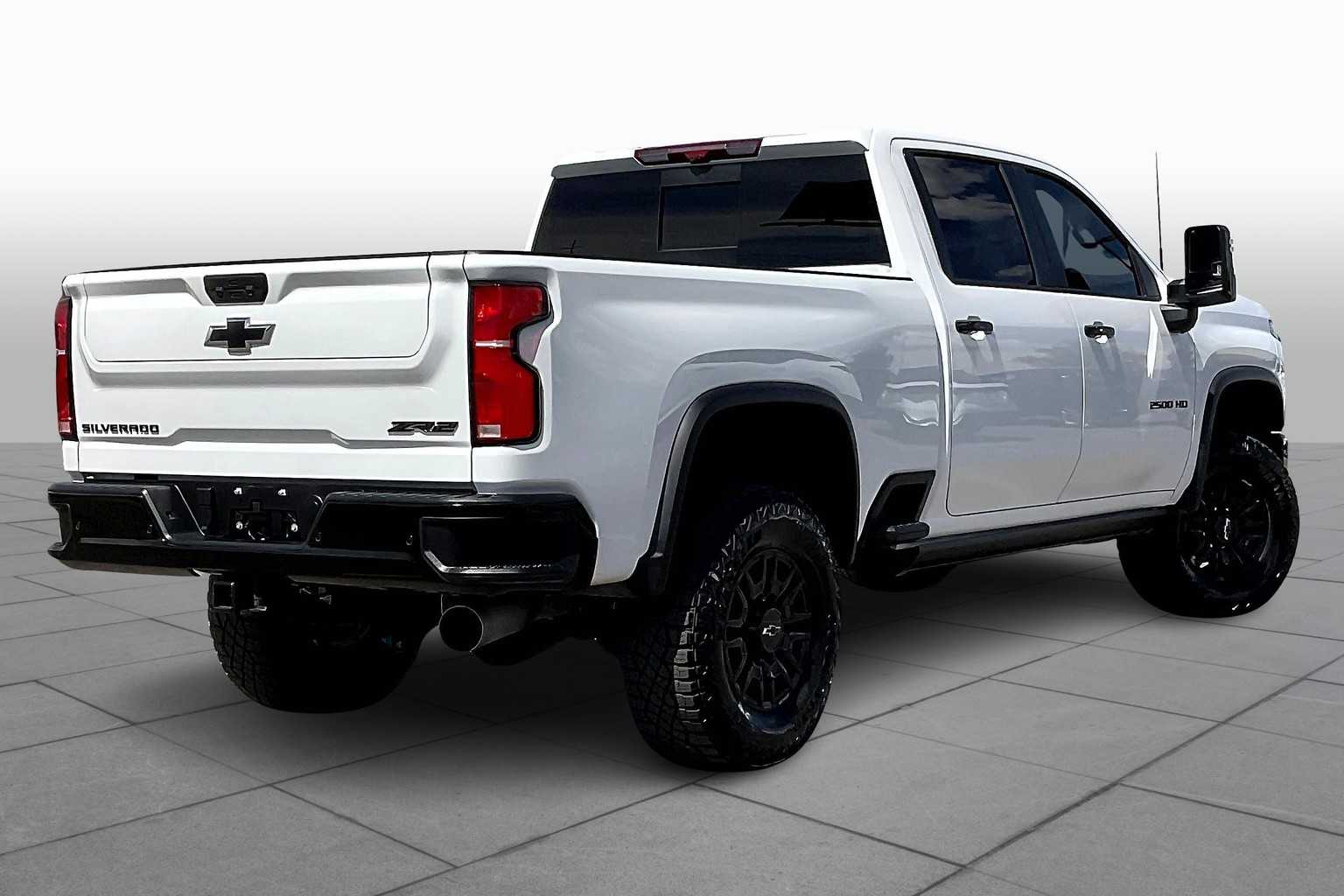 2025 Chevrolet Silverado 2500HD ZR2 photo 12