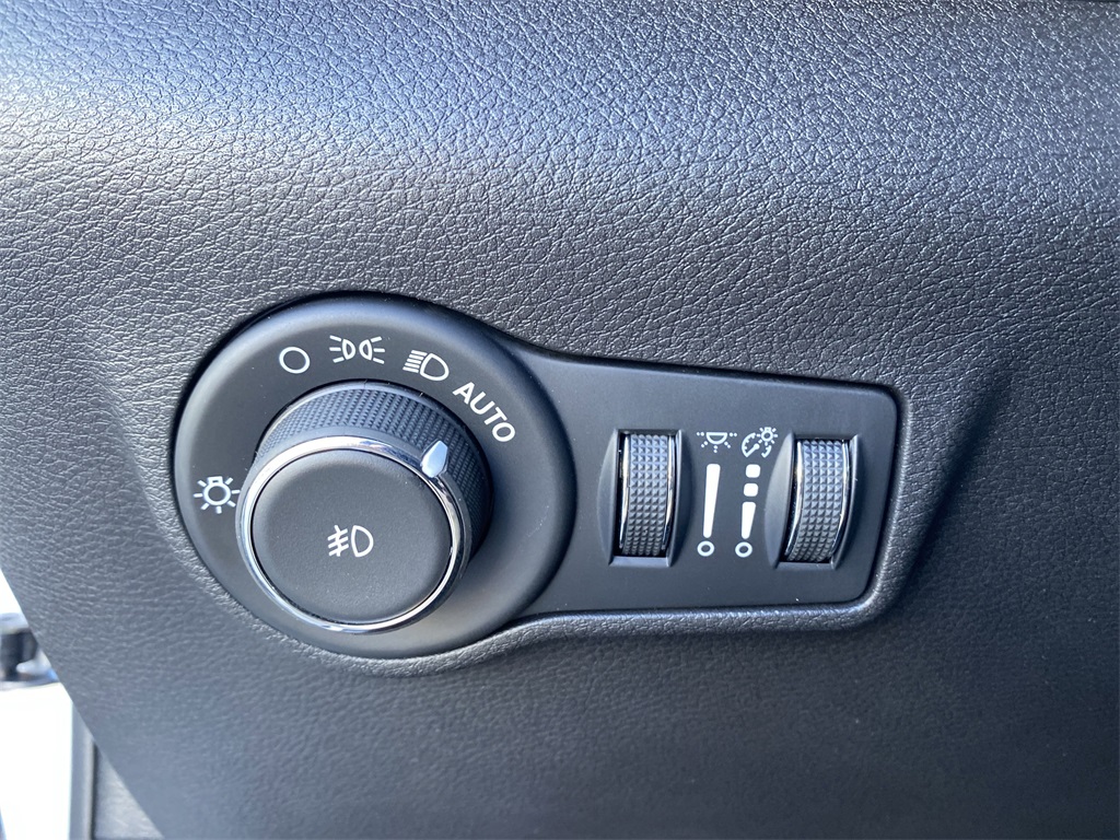 2025 Jeep Compass Latitude photo 20