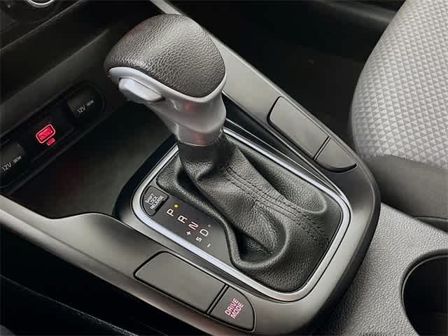 2022 Kia Soul LX photo 14