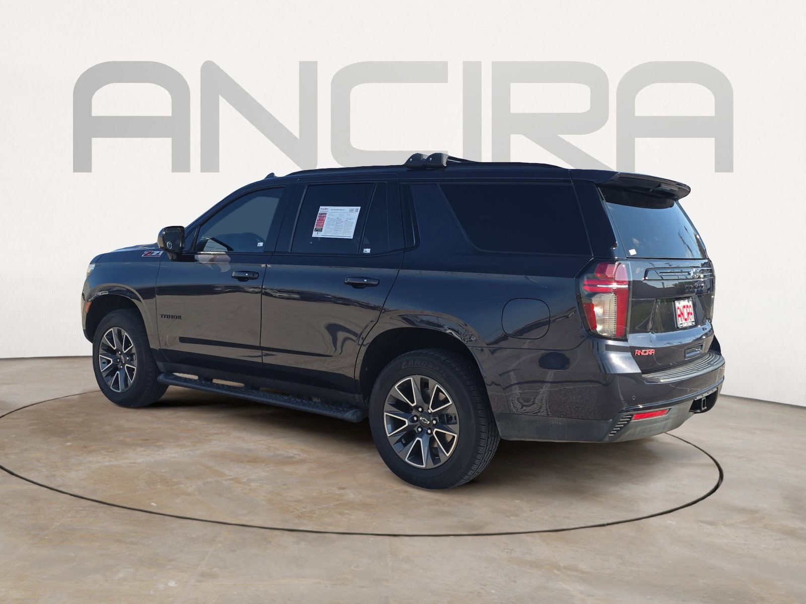 2023 Chevrolet Tahoe Z71 photo 8