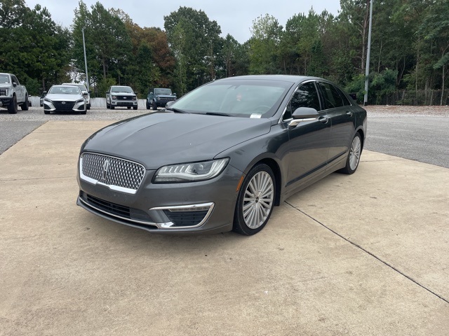 2017 Lincoln MKZ Reserve photo 2