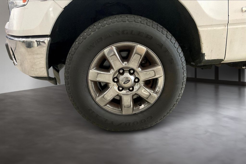 2014 Ford F-150 XLT photo 8