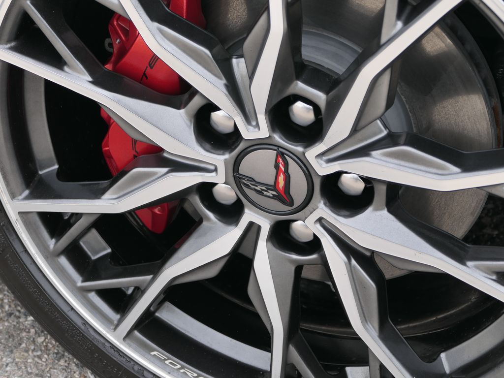 2024 Chevrolet Corvette Stingray 2LT photo 25