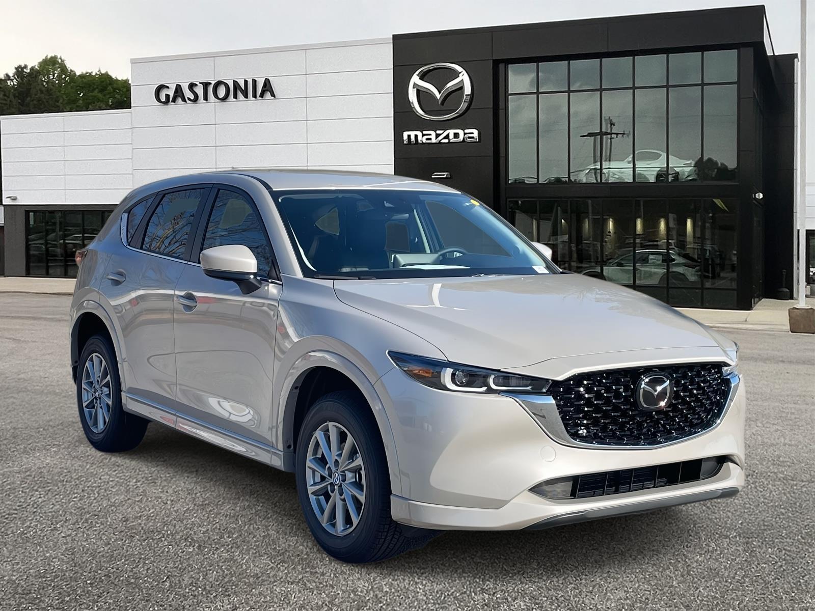 2025 Mazda CX-5 S Select Package's photo