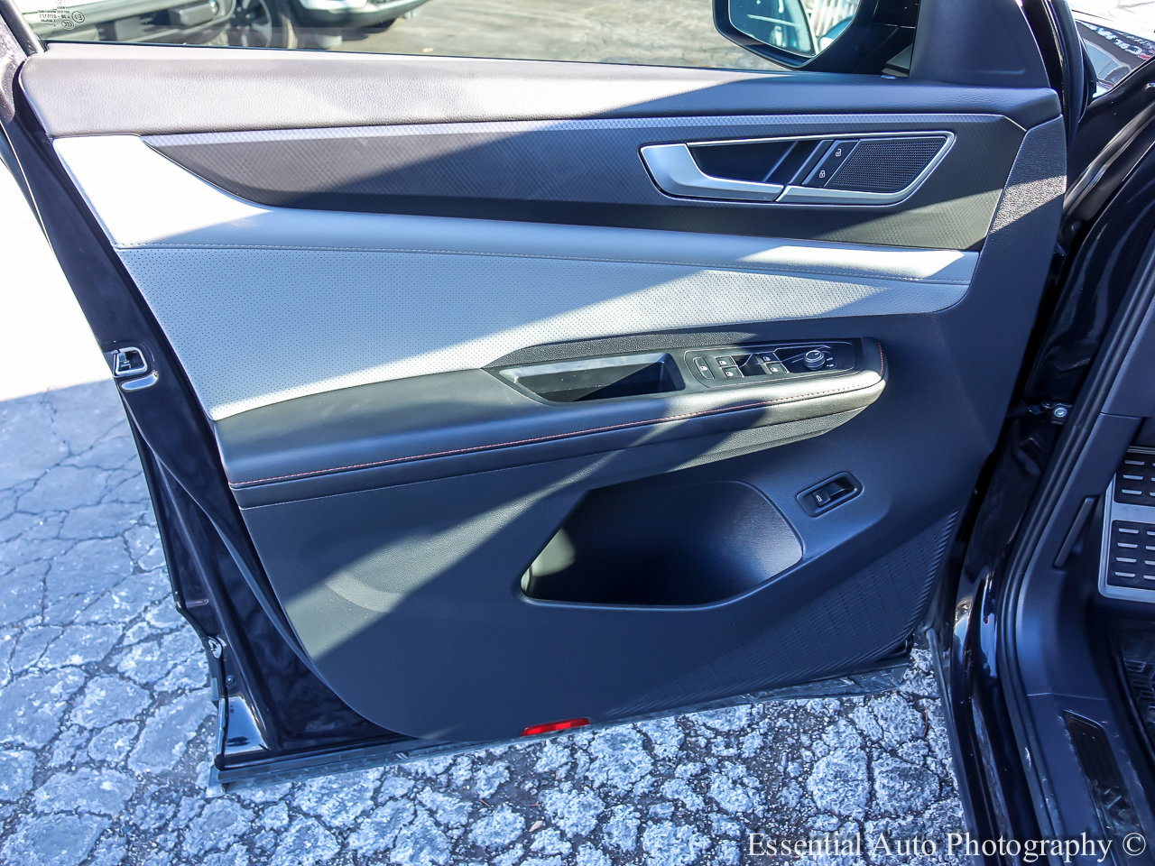 2025 VOLKSWAGEN ATLAS - Image 18