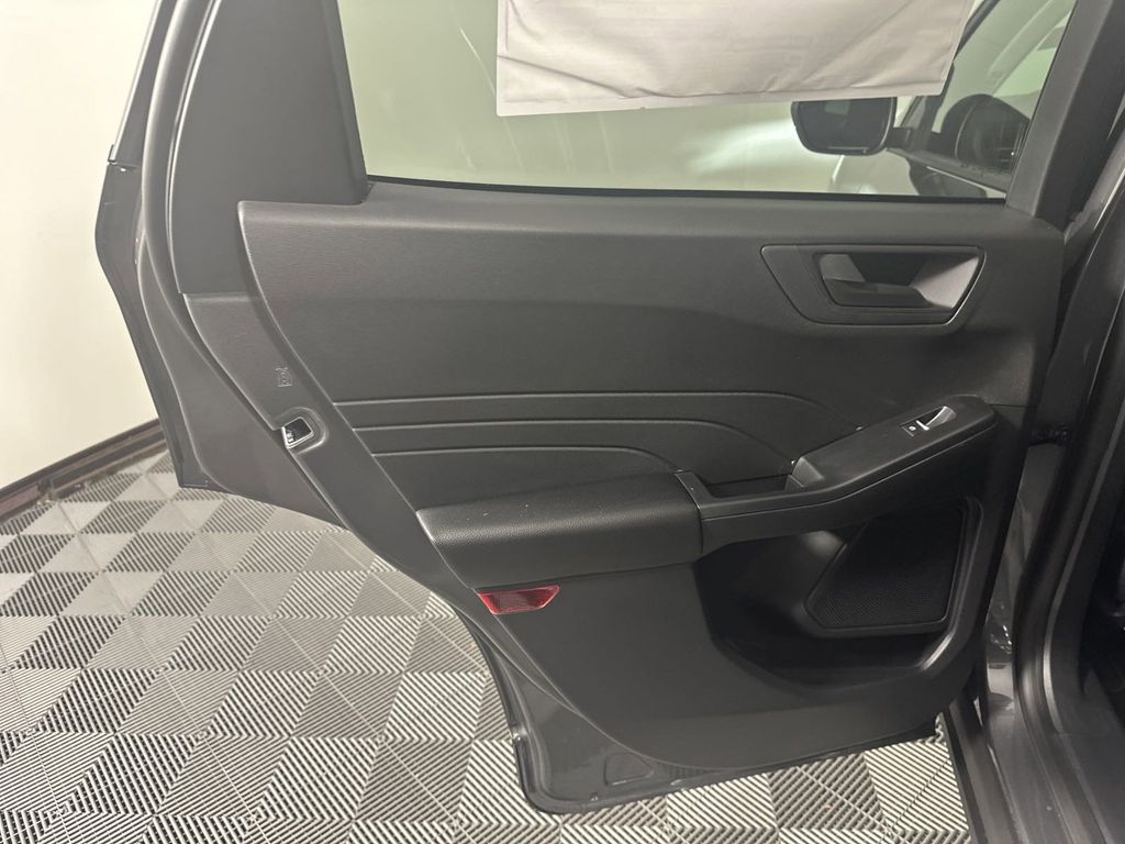 2025 Ford Escape Active photo 18