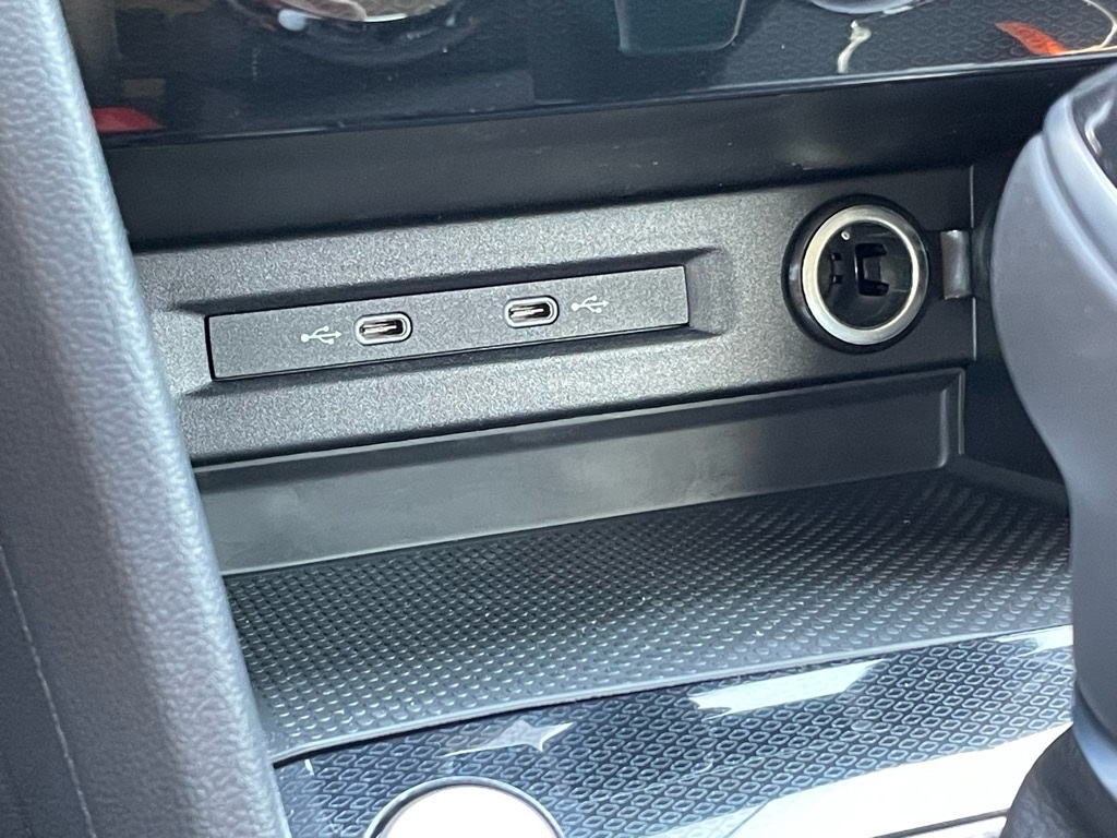 2025 Volkswagen Taos S photo 10