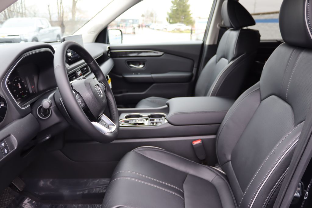 2025 Honda Pilot Elite photo 29