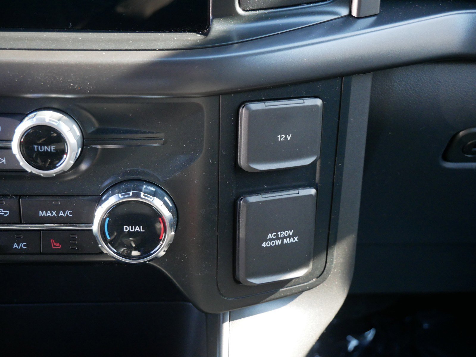 2024 Ford F-150 XLT photo 26