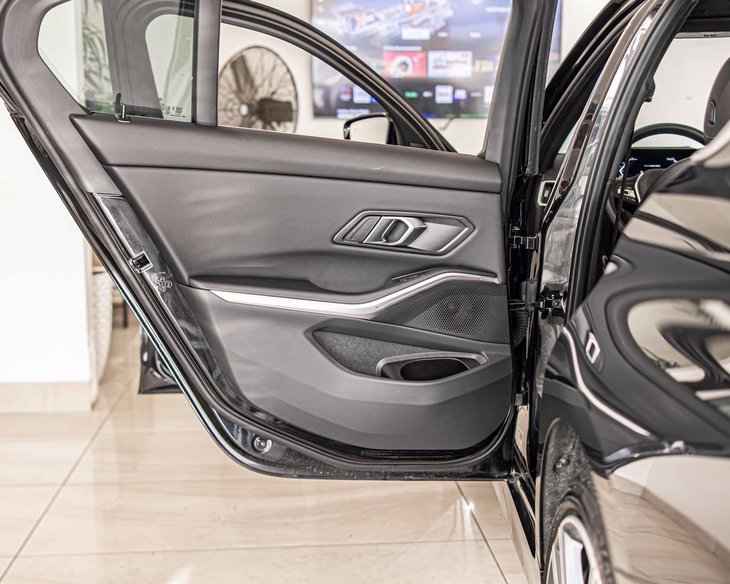 2024 BMW 330I - Image 35