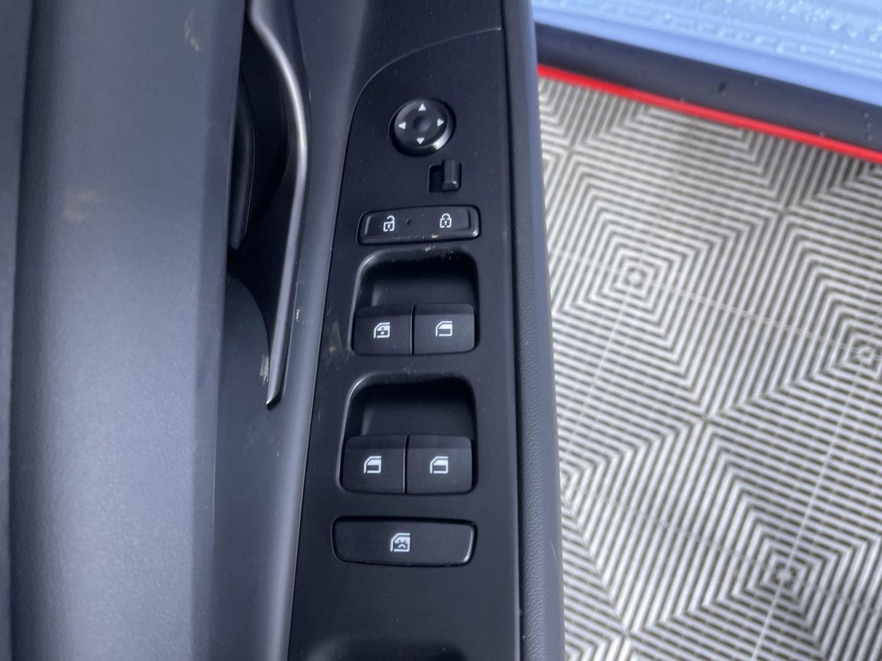 2025 Hyundai Elantra N photo 25