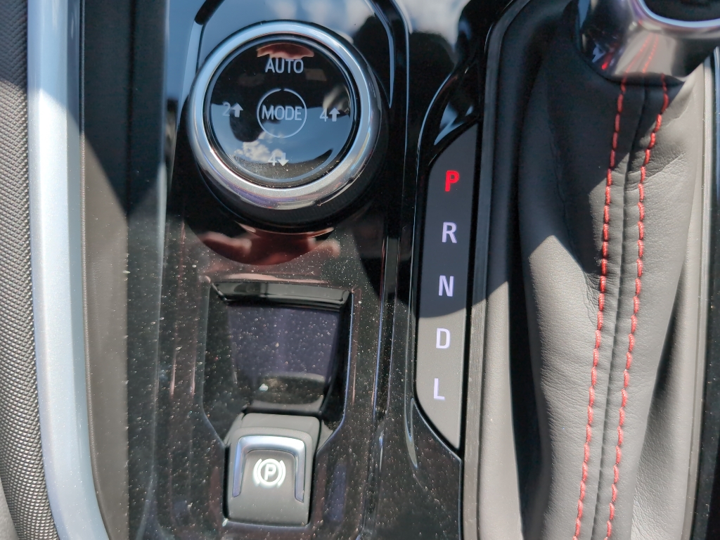 2025 Chevrolet Colorado Z71 photo 16