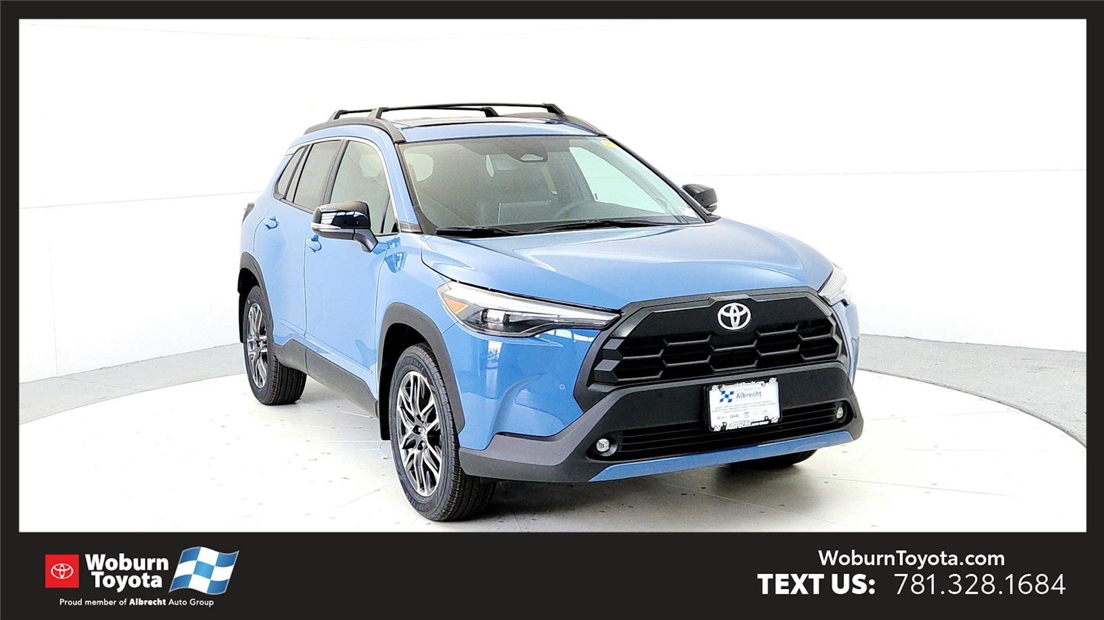 2026 Toyota Corolla Cross XLE's photo