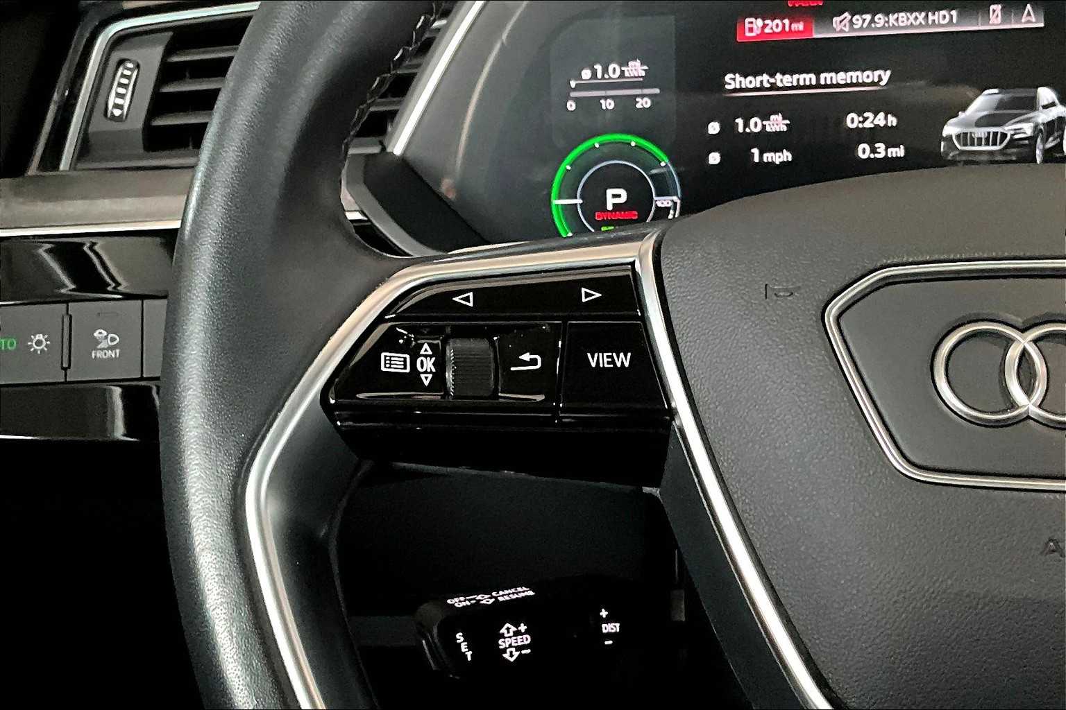 2024 Audi Q8 E-tron Premium photo 22