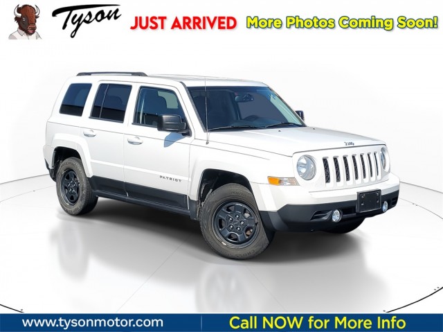 PRE-OWNED 2017 JEEP PATRIOT SPORT