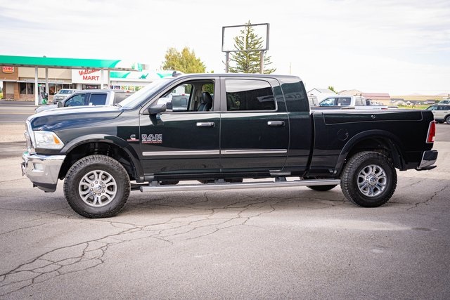 2017 Ram 3500 Laramie photo 11