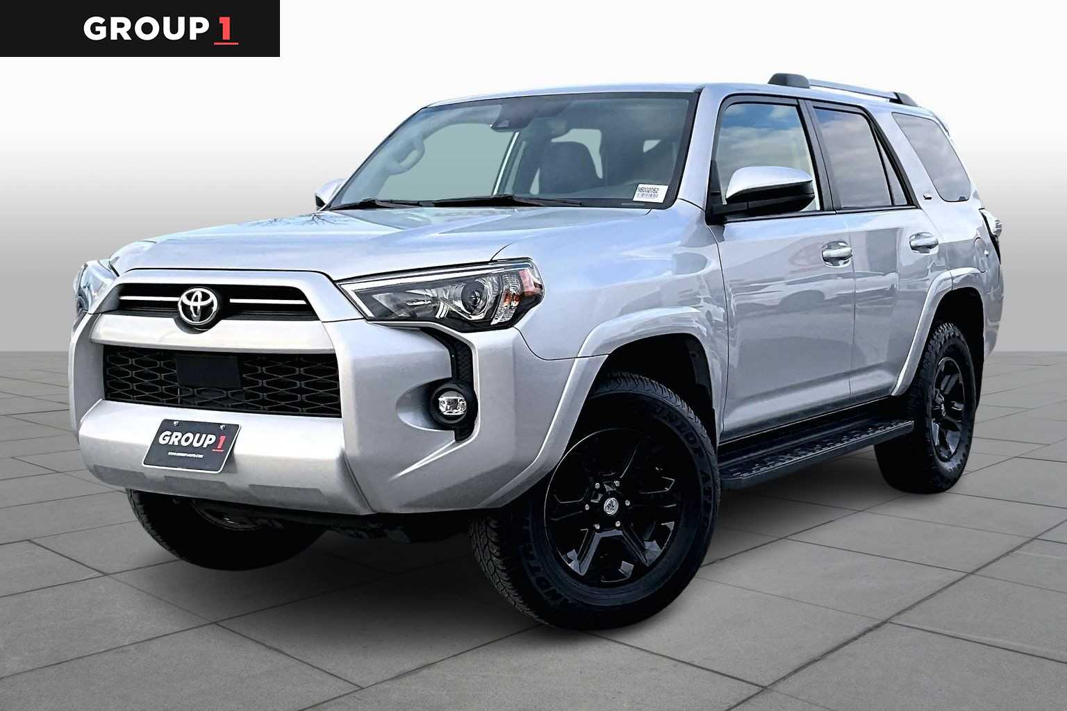 2022 Toyota 4Runner SR5's photo
