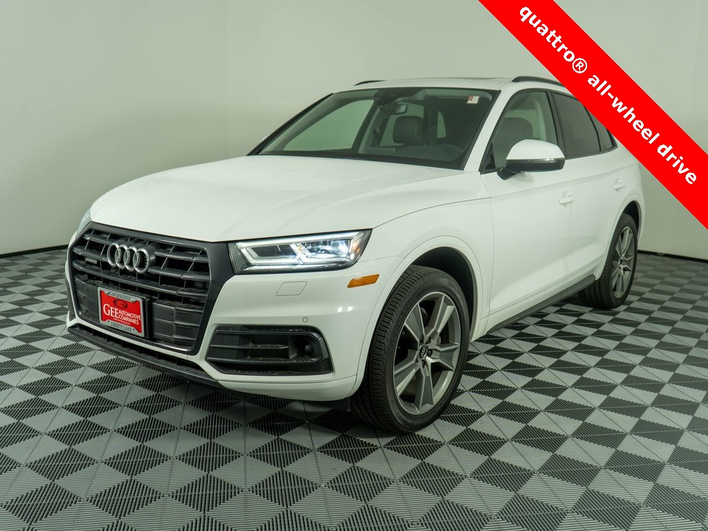 2020 Audi Q5 Premium Plus's photo