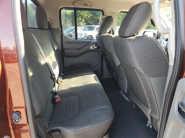 2017 Nissan Frontier Desert Runner photo 17