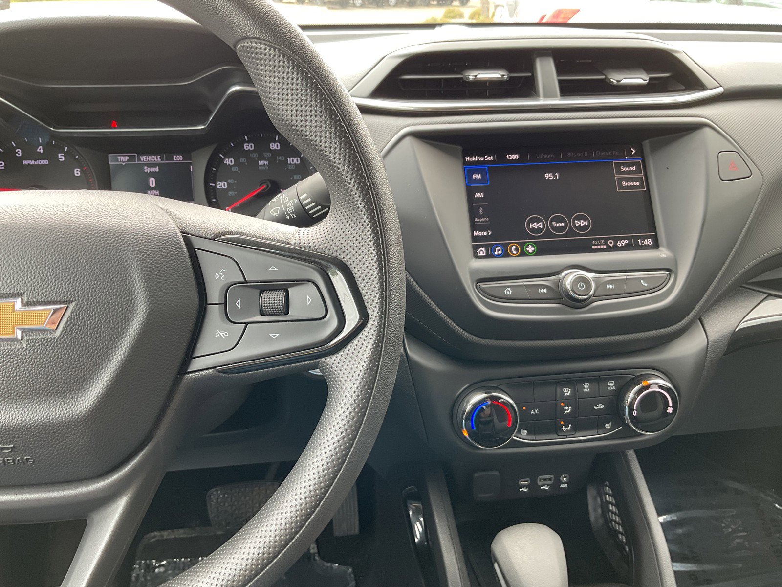 2022 Chevrolet Trailblazer LT photo 24