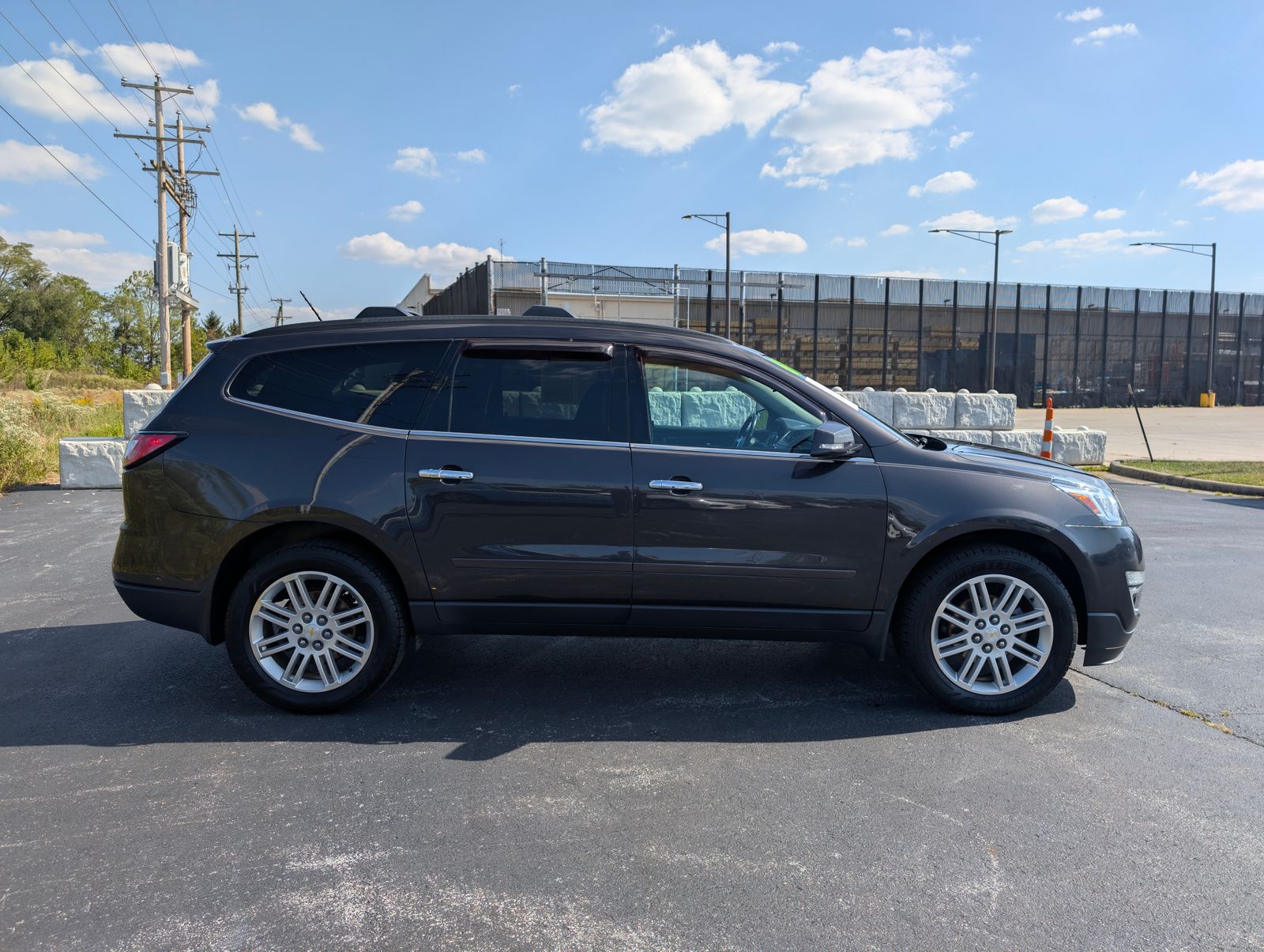 2014 Chevrolet Traverse 1LT photo 6