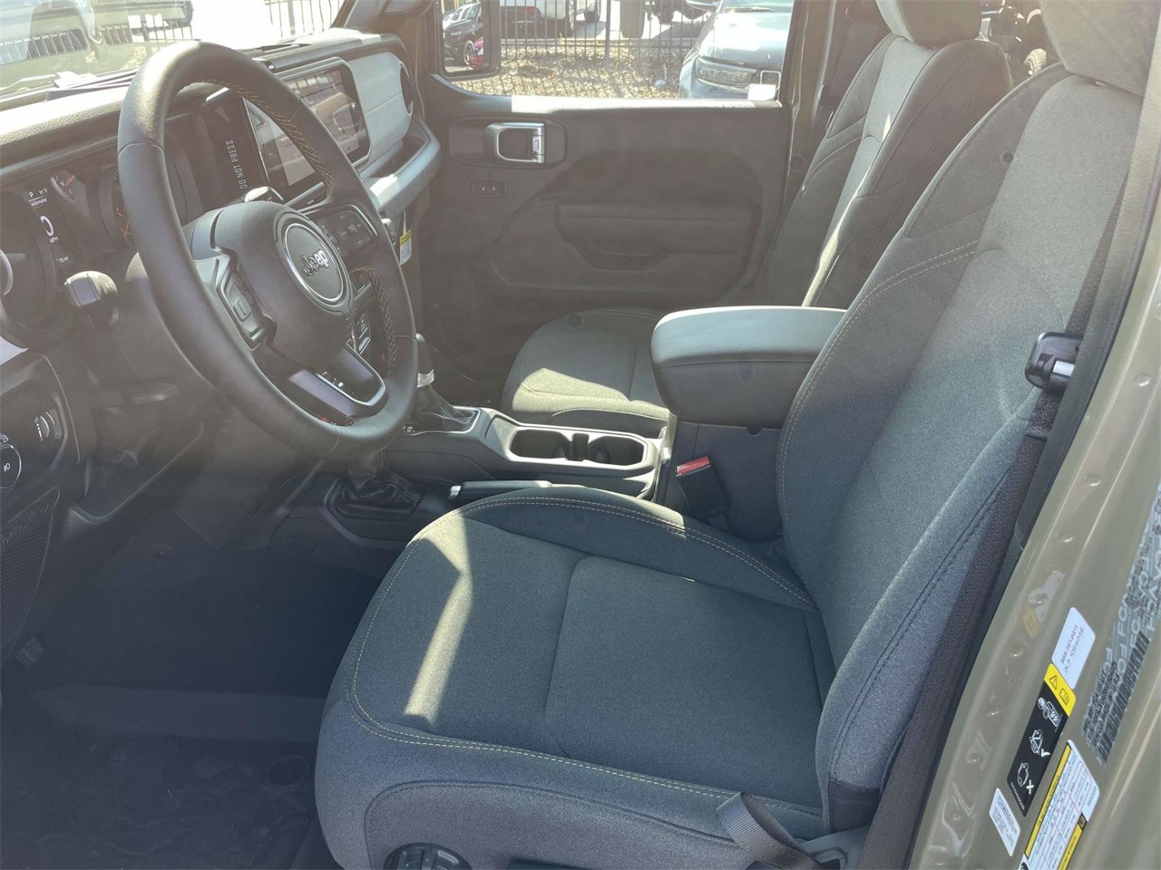 2025 Jeep Wrangler Willys photo 20