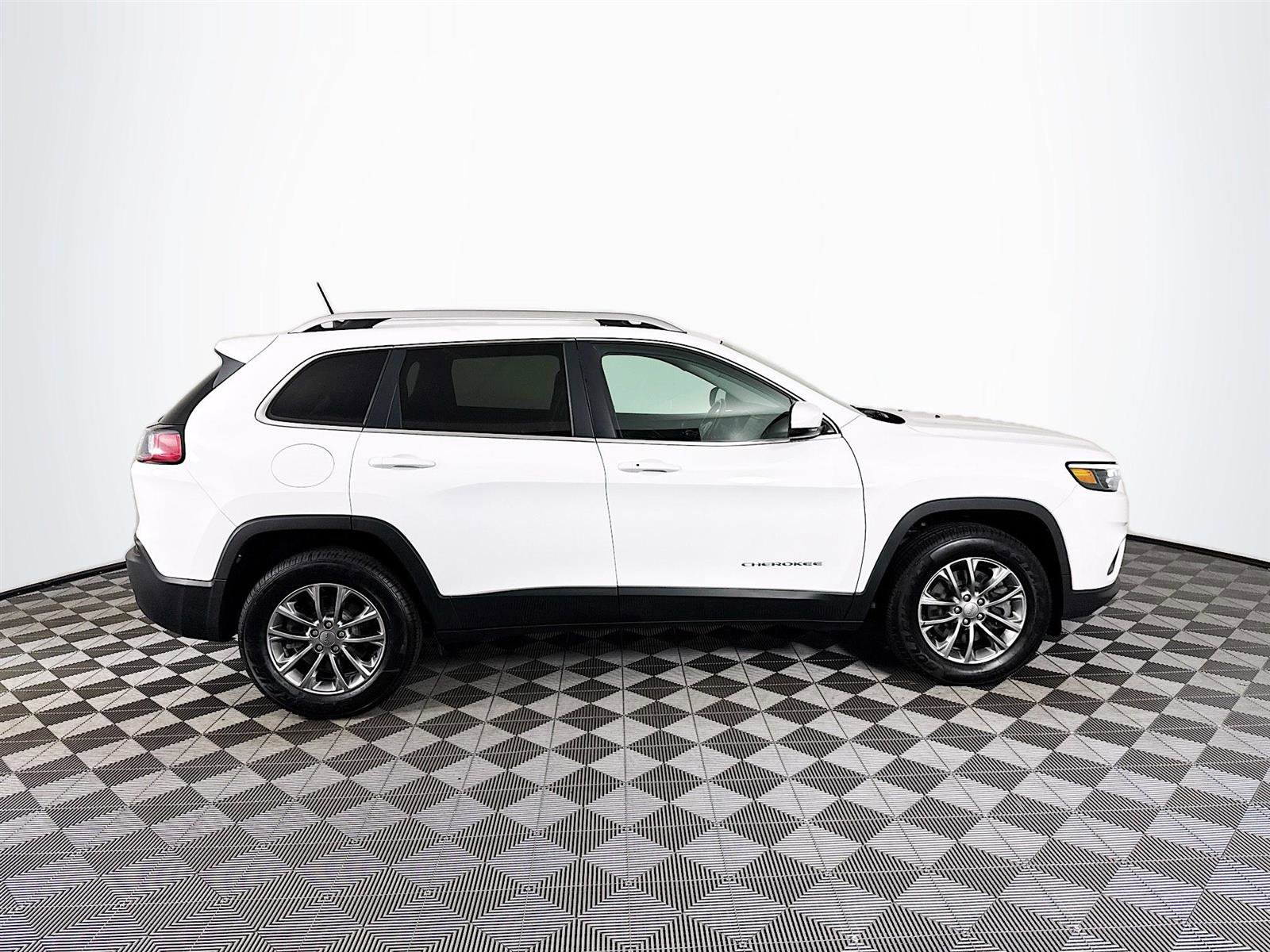 2019 Jeep Cherokee Latitude photo 7