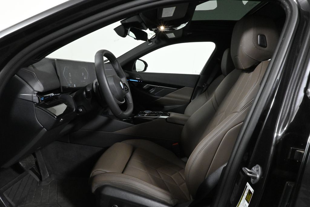 2025 Bmw 530i xDrive photo 3
