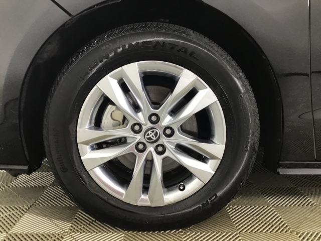 2022 Toyota Sienna Limited photo 21