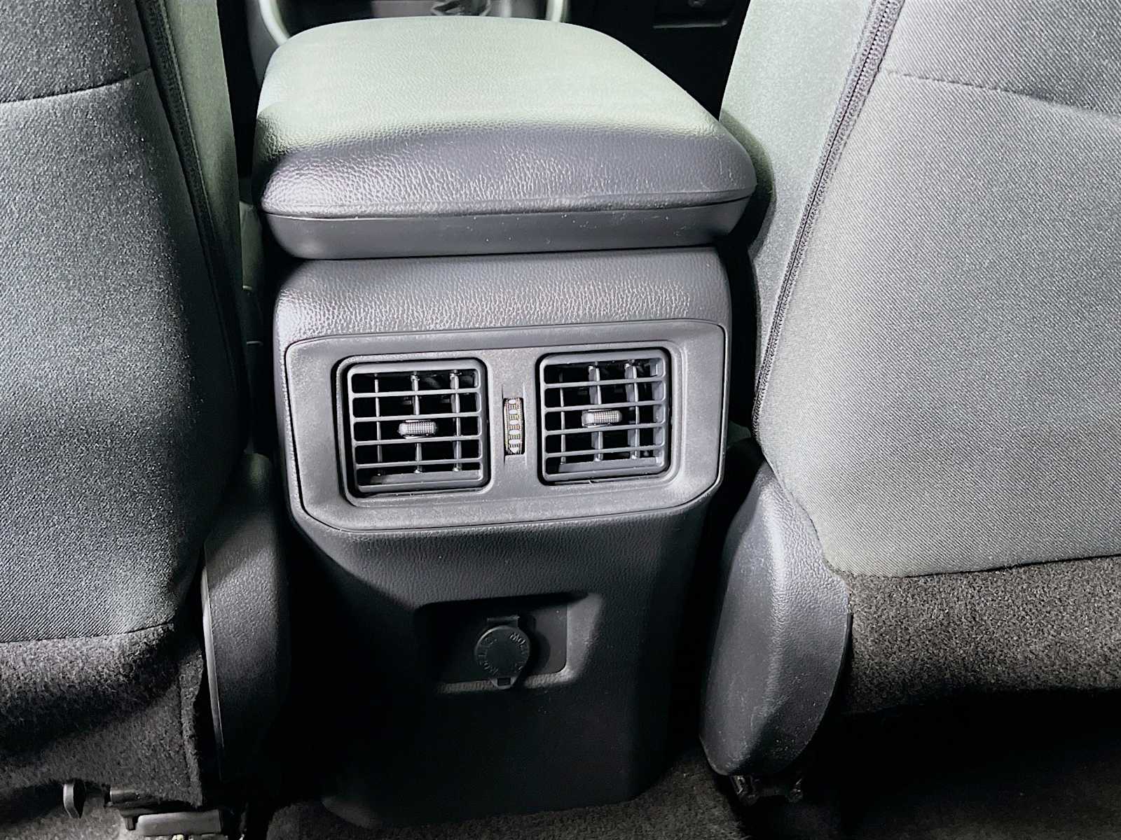 2023 Toyota RAV4 LE photo 22