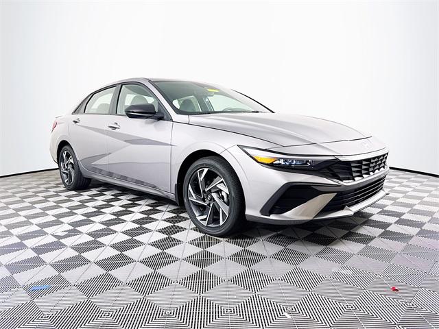 2025 Hyundai Elantra Hybrid SEL Sport photo 9