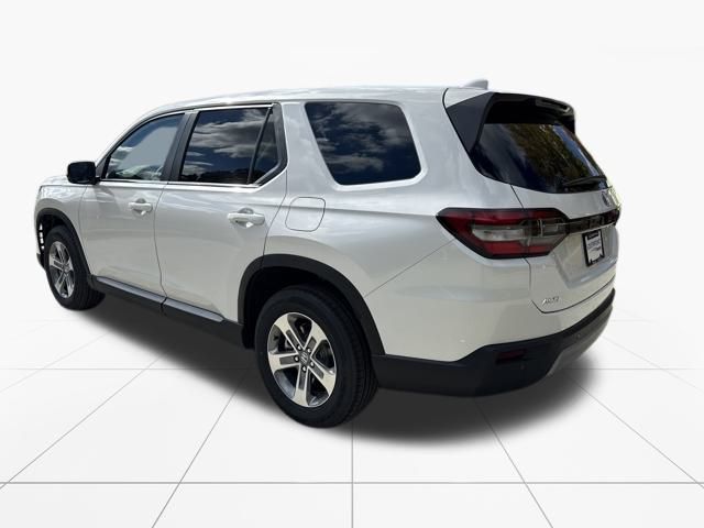 2025 Honda Pilot EX-L photo 2