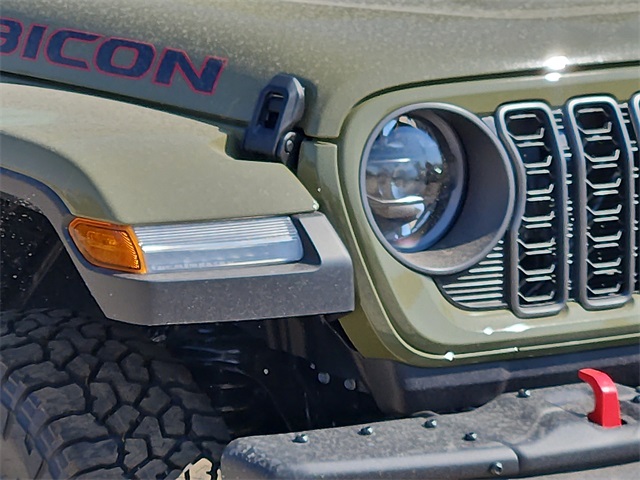 2025 Jeep Gladiator Rubicon photo 3
