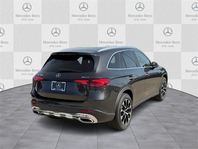 2025 Mercedes Benz GLC 350e 4MATIC photo 3