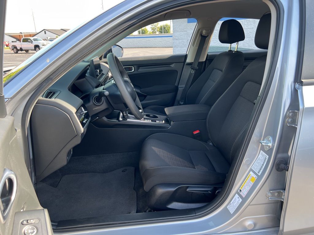 2023 Honda Civic LX photo 17