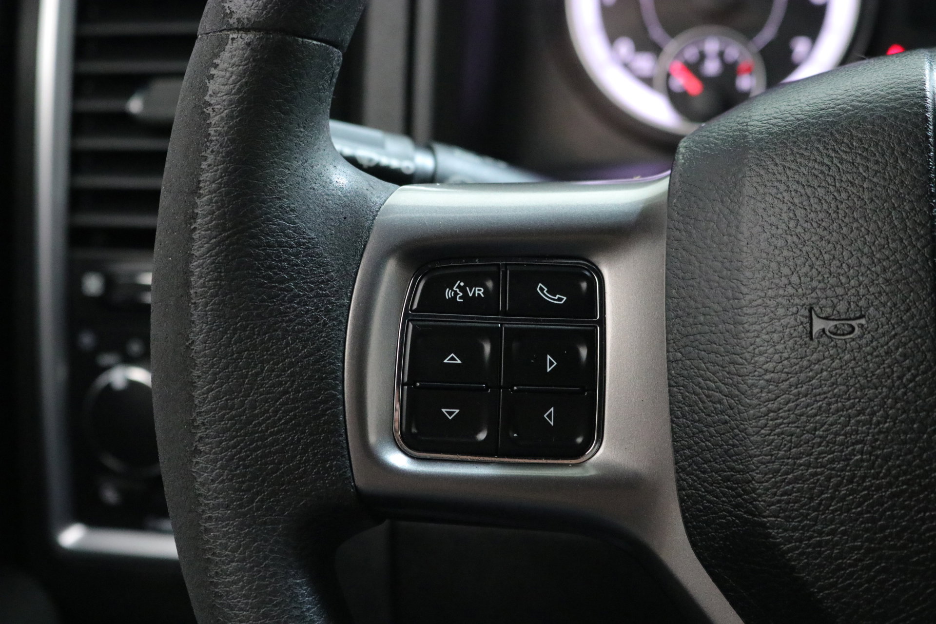 2021 Ram 1500 Classic Warlock photo 11