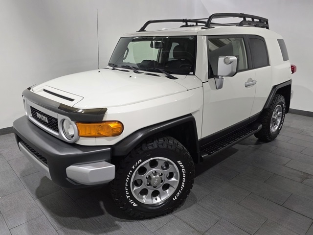 2012 Toyota FJ Cruiser Base's photo