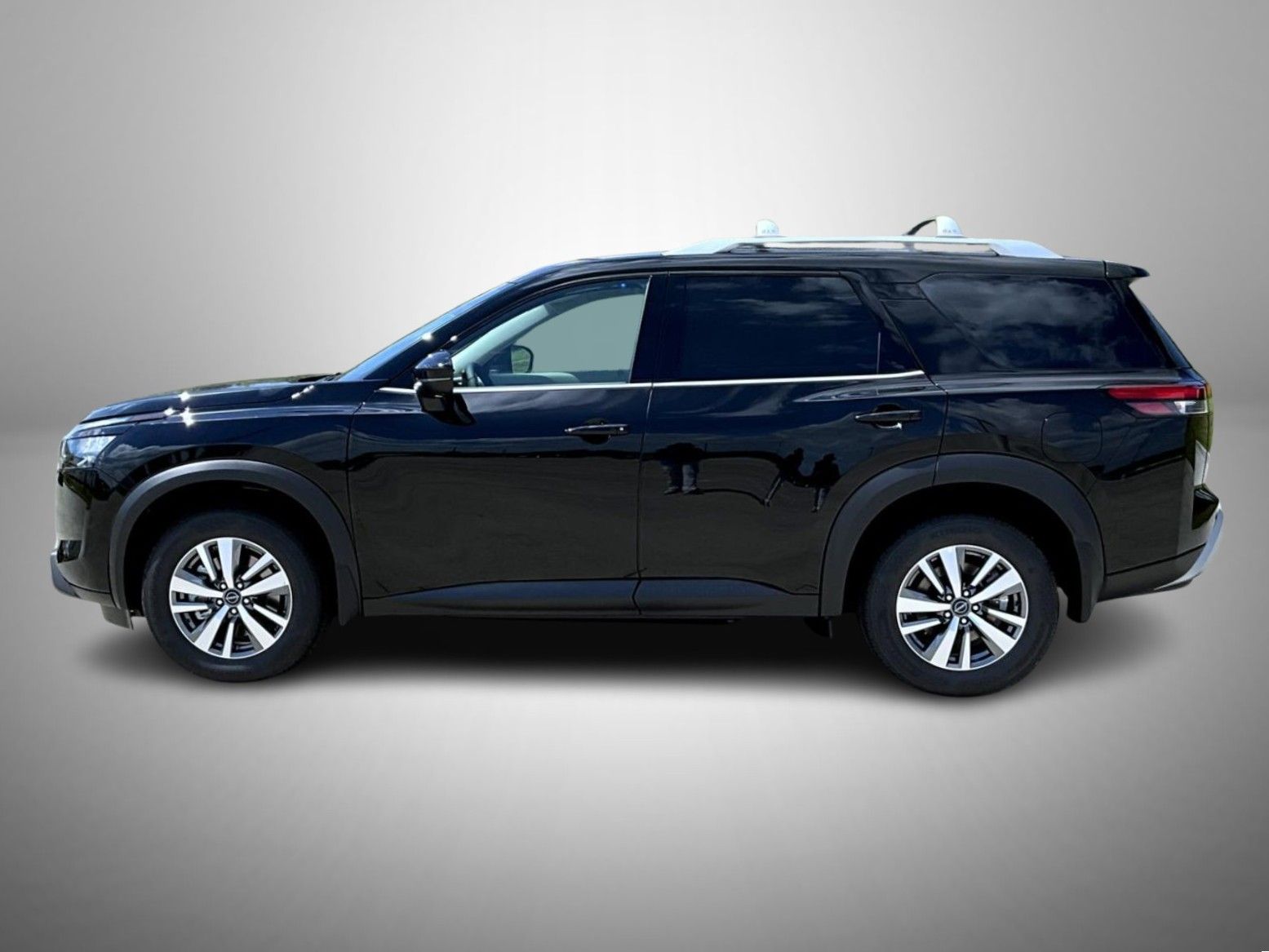 2025 Nissan Pathfinder SL photo 8