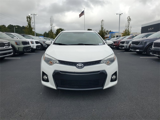 2015 Toyota Corolla S Premium photo 2