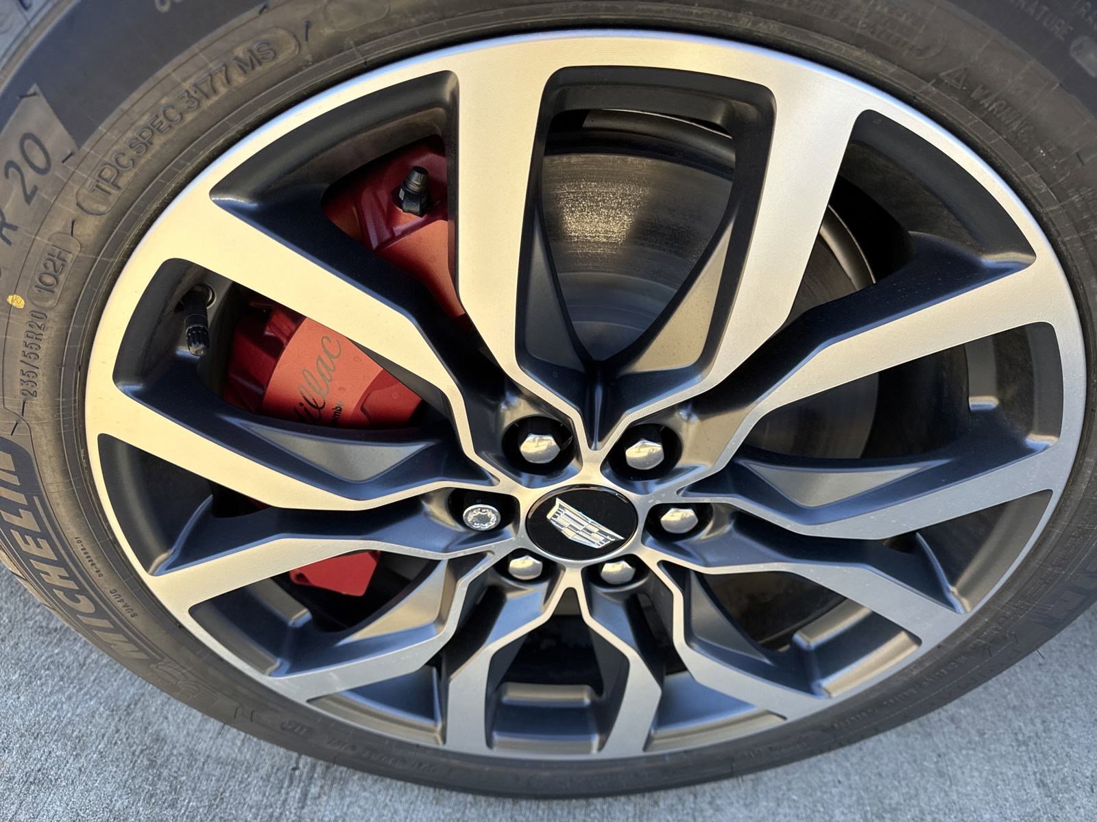 2025 Cadillac XT5 Sport photo 12