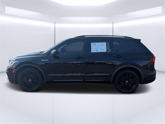 2022 Volkswagen Tiguan SE R-Line Black photo 3