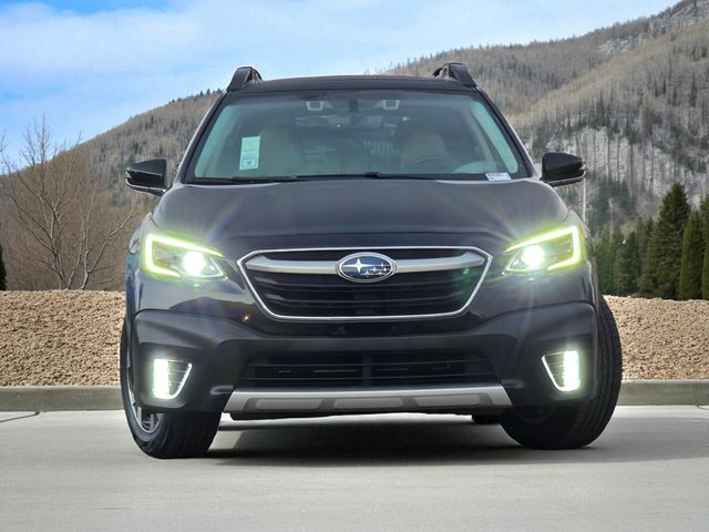 2020 Subaru Outback Limited photo 2
