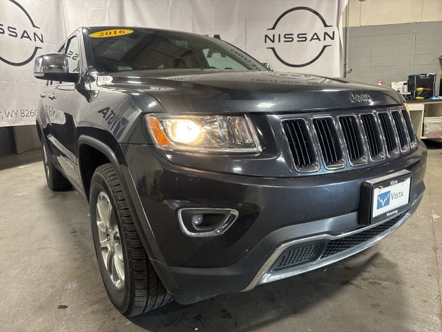 2016 Jeep Grand Cherokee Limited photo 3